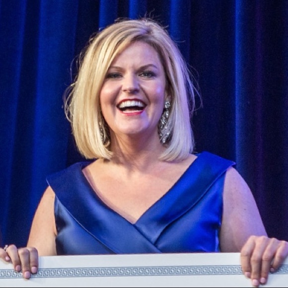 Meet your Posher, Heather - Picture 1 of 1